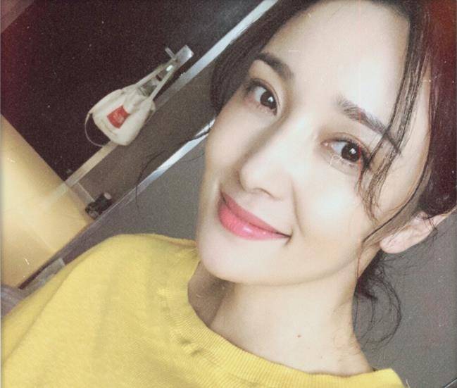 原创王妍苏：曾是策划女王，演过《何以》许影，戏外已是三个孩子的妈