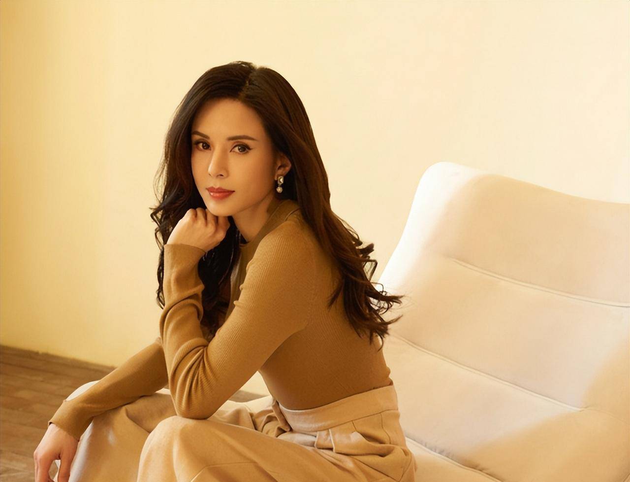 原创至今未婚的12位女明星，李冰冰、俞飞鸿、王祖贤，个个可惜