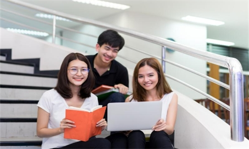 乐鱼体育- 乐鱼体育官网- APP世界杯指定平台留学费用咨询大概多少钱？亲身经历者来发言