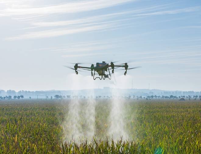 革新农业：无人机技术在植保领域的突破