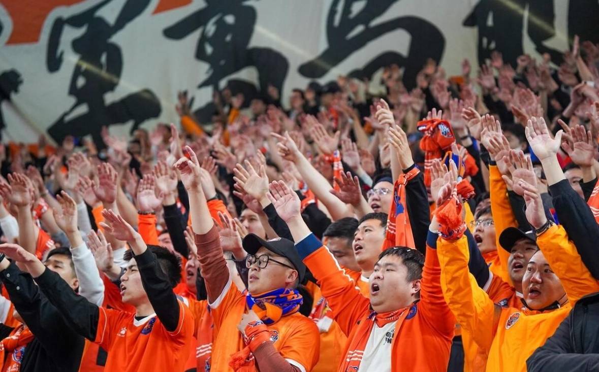 足疗店，属于中国足球的消费降级