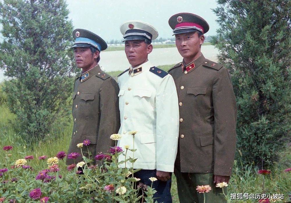 原创1984年，国庆35周年大阅兵军容军姿背后的故事