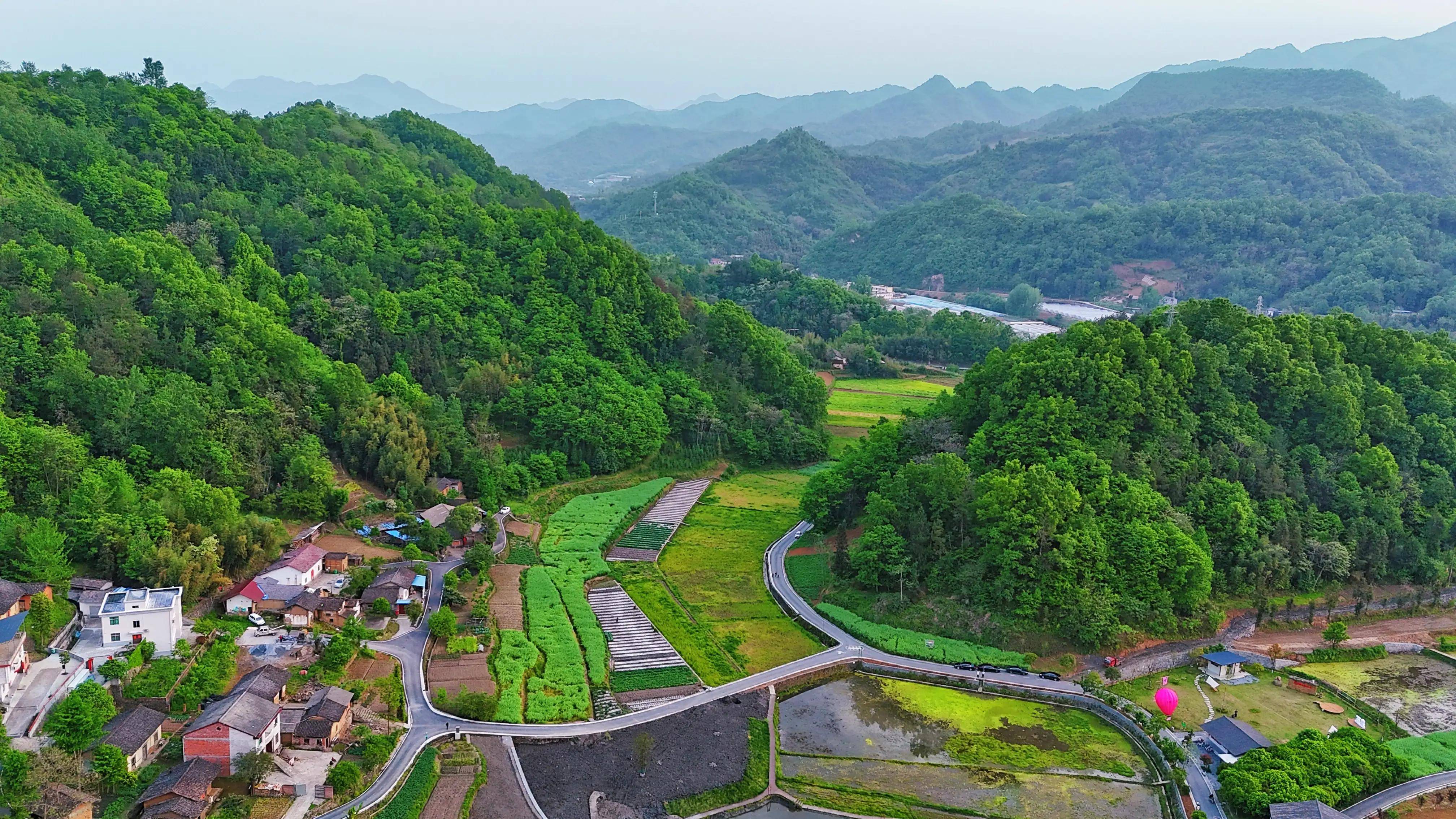 穿越“秦巴1号·中国心路”——领略风景道之美，感受安康魅力