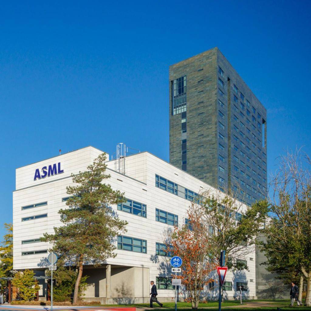 光刻机巨头ASML新CEO：不排除将总部搬去中国