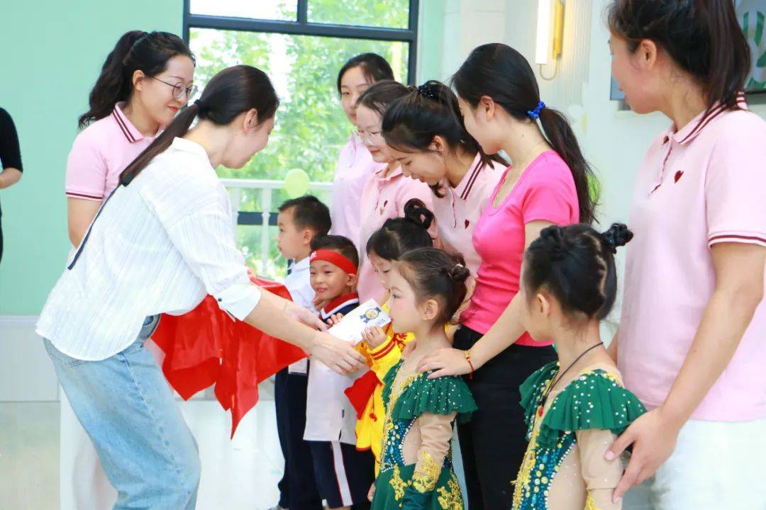 优酷：香港最准的100%肖一肖-推荐家长与师生阅读2831：教育就是，让孩子成为一个受欢迎的人