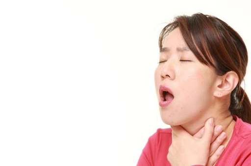 为什么一吹空调，就嗓子干痒、还咳嗽？或许这4个原因能帮到你！