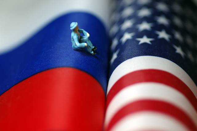 IMF下调美国实际GDP增速预测并警告其激进贸易政策的影响分析
