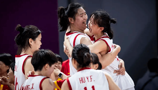 女篮赛程：日韩争季军，中国女篮今日冲冠，全靠1人，2大短板堪忧