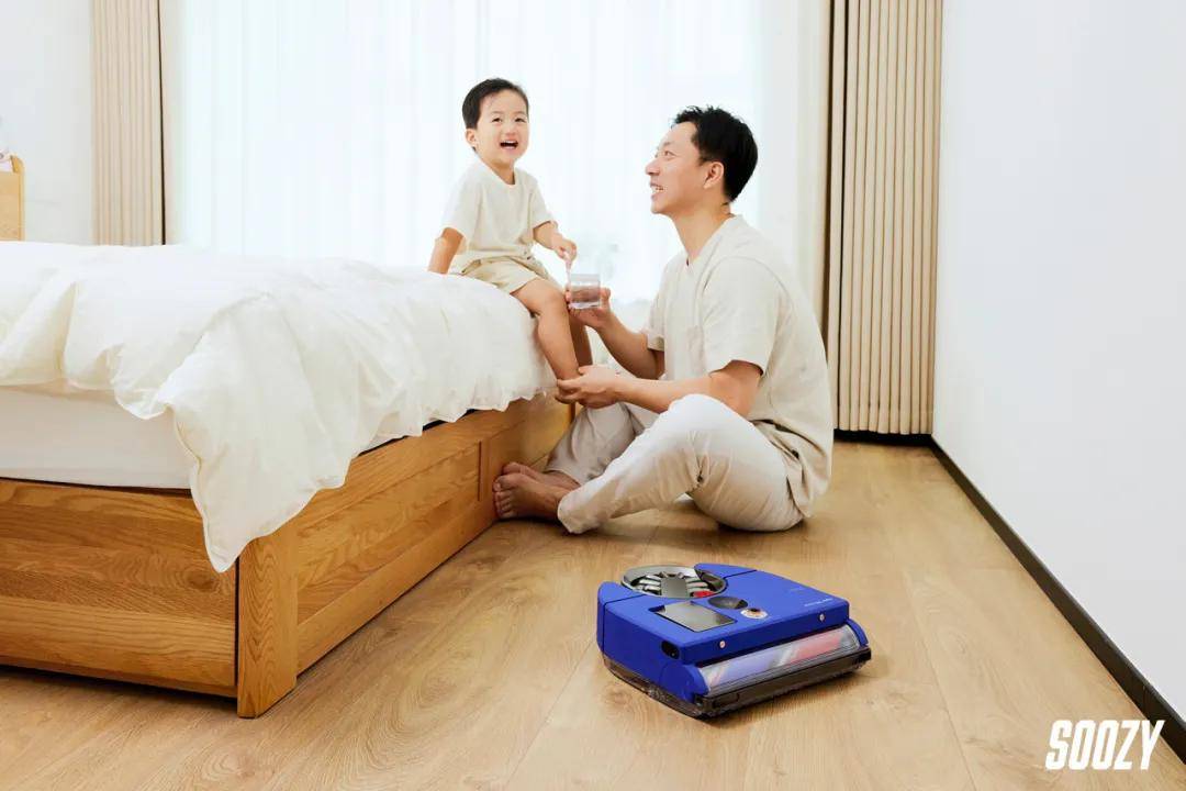 戴森的新机器人，不会「扫地」？