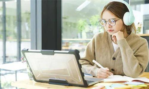 乐鱼体育- 乐鱼体育官网- APP世界杯指定平台出国留学咨询机构哪家好？一篇文章告诉你答案!