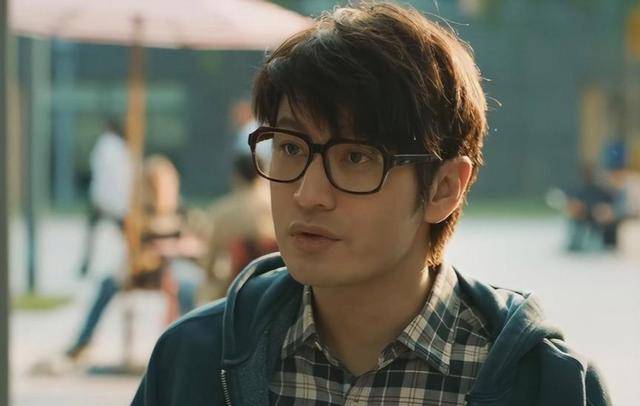 原创 黄晓明新剧开播就被一星刷屏,观众的差评理由出奇一致!-黄晓明新拍的电影叫什么