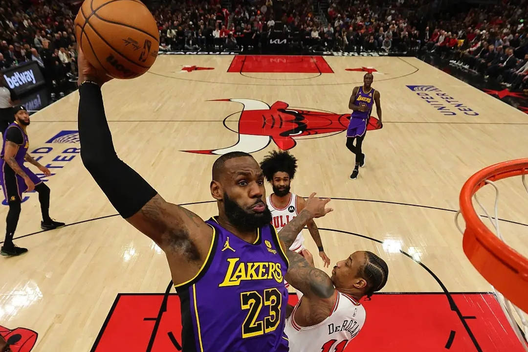 原创 无奈!时隔15年,德罗赞首谈离开猛龙,无论如何也无法击败詹姆斯-德罗赞是巨星吗