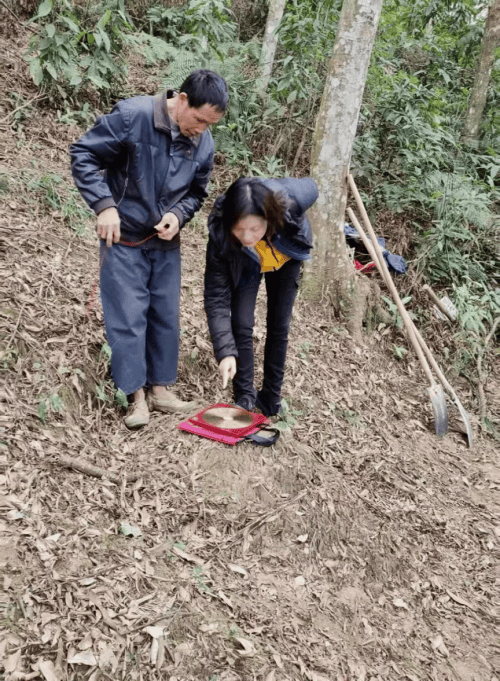 黄行滔老师应邀出席“对接名人一码走天下企业精准合作大会”