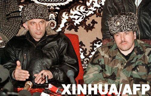 车臣领导人派出两辆特斯拉赛博改装车与乌军作战