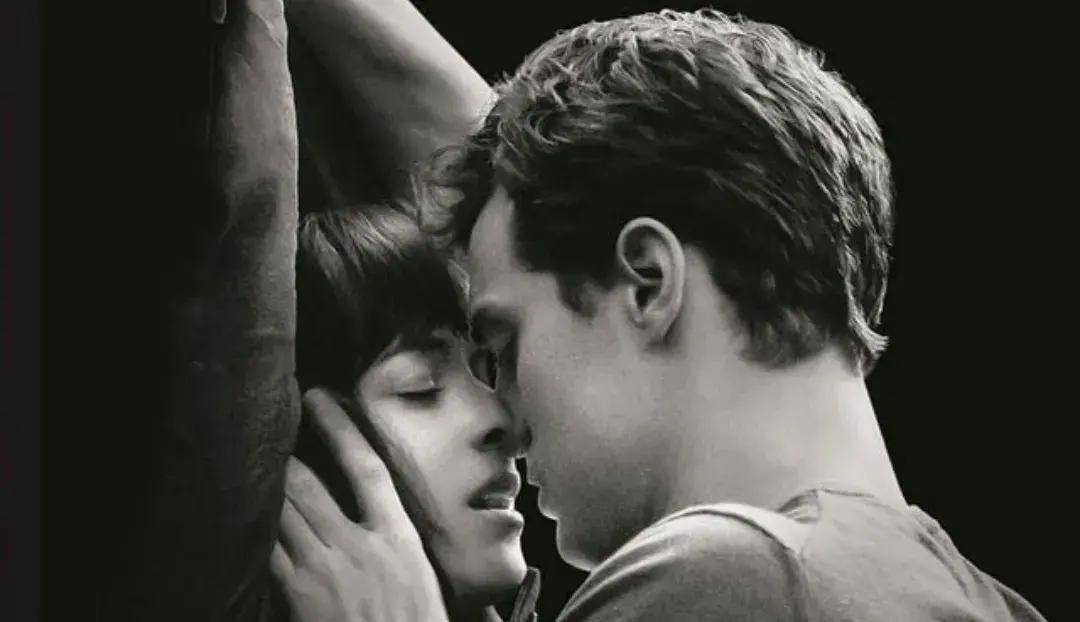 法国大尺度电影《love》，爱情电影现象级画面多，观众如何看待？