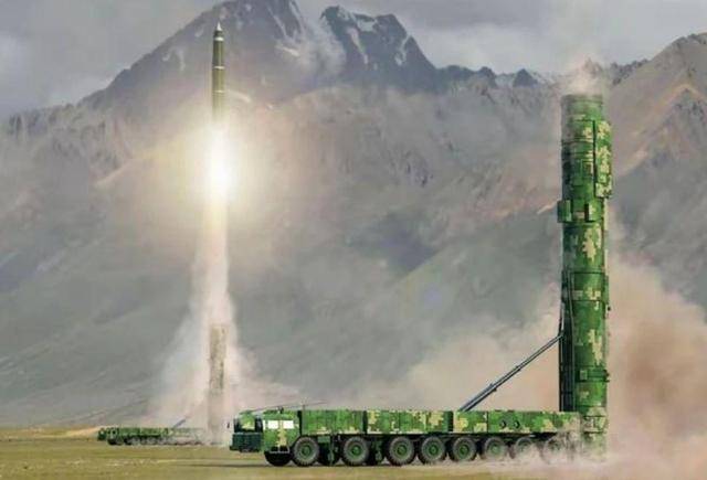 中国火箭军展现威慑力，东风-26导弹展露锋芒，美国该认清现实？