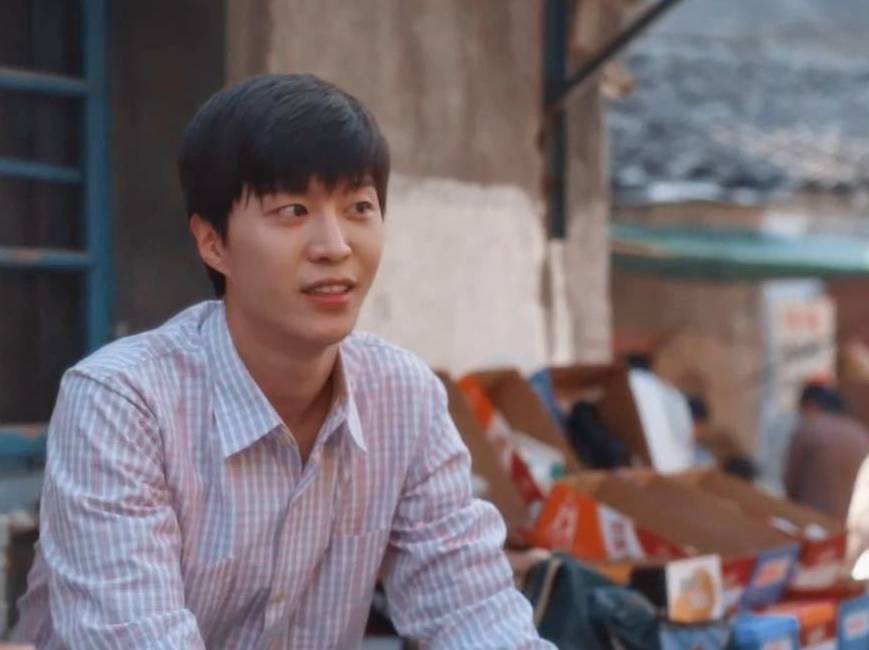 原创            《小巷人家》都想看向鹏飞发财，我想看庄图南失败，我病了吗？