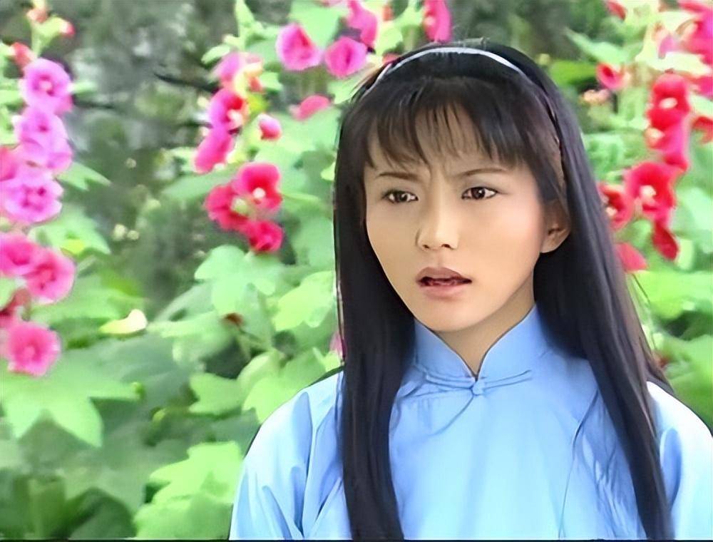 2009年李珏身穿婚纱下葬“情场浪子”汪雨：她穿婚纱最美(图3)