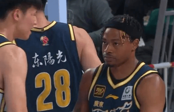 阿姆斯感谢杜锋，广东第4外援人选调整，朱芳雨争抢NBA王牌