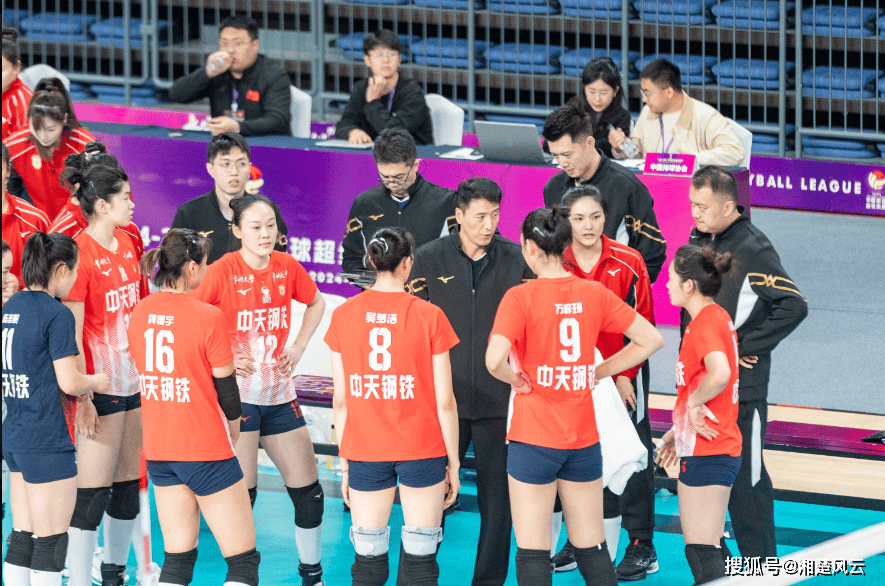 排超联赛第九轮排名:上海、苏联分列前两名 天津女排下降2位 深圳队积0分垫底