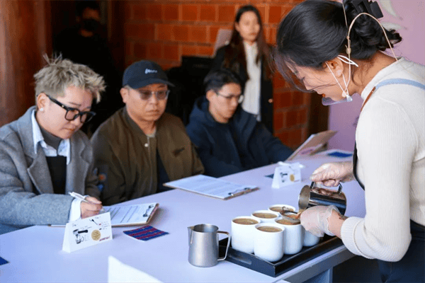 咖博士商用全自动咖啡机助力第十二届上海国际潮流饮品创意制作大赛beat365网址(图7)