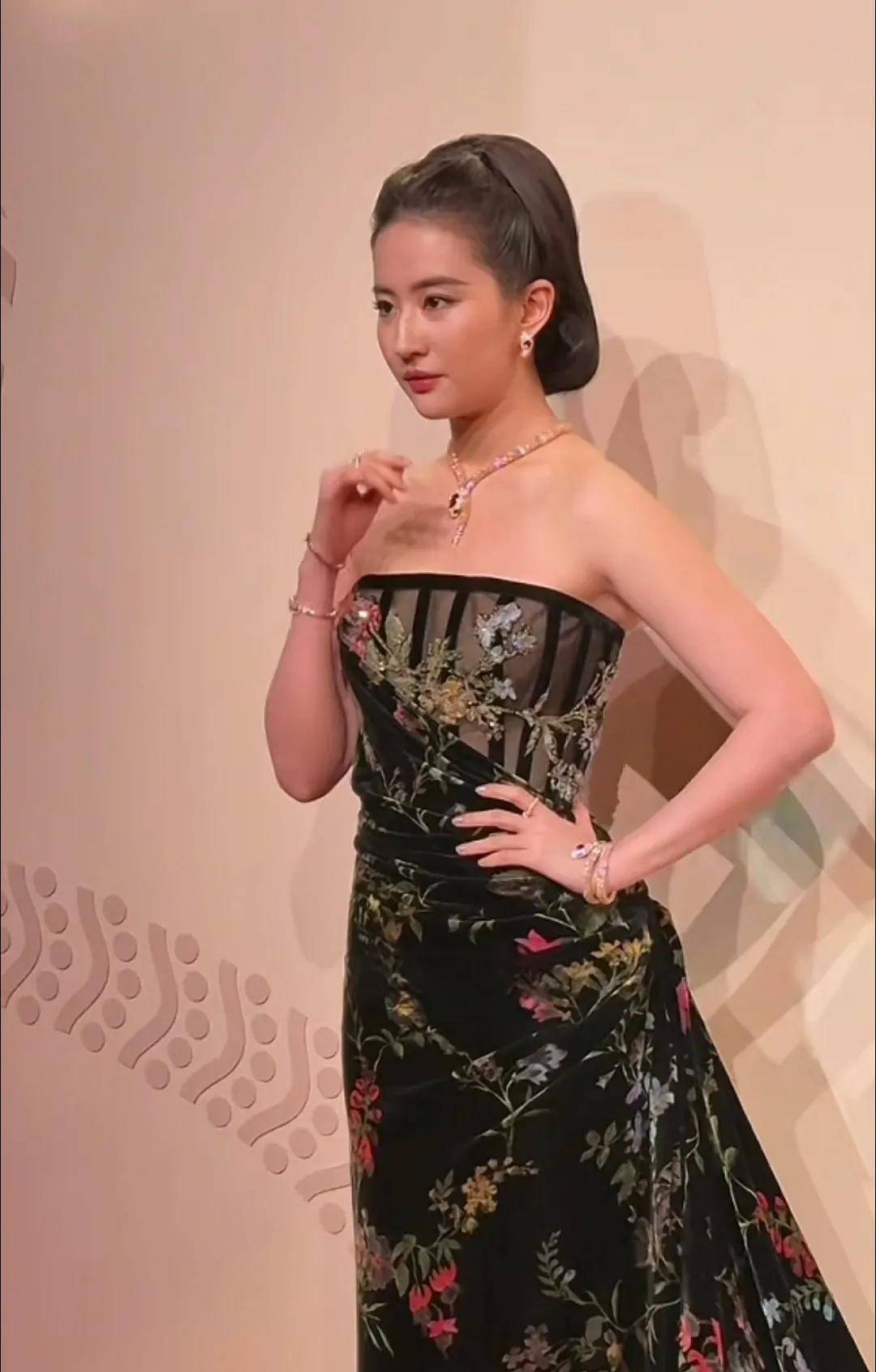 ����Ʊ������״̬,37����������,������վ���۷�����ɽ��