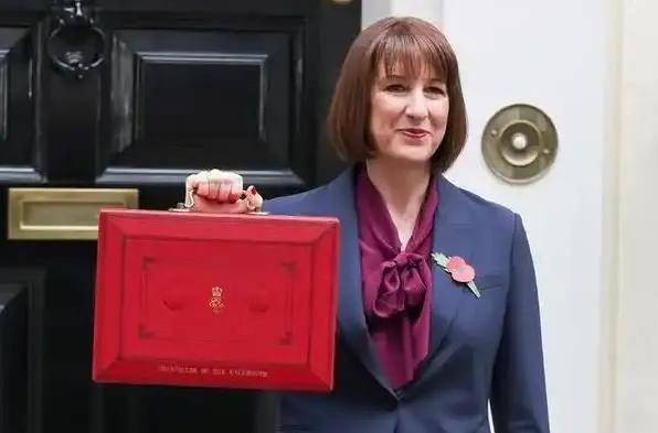 访华只是个幌子？中方大意了，岛内闯入不速之客，必须提高警惕！