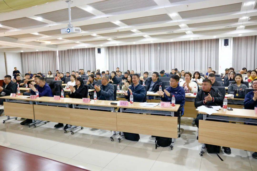 辽宁家具行业“果博平台新版产品质量标准”宣贯培训会在沈阳召开(图6)
