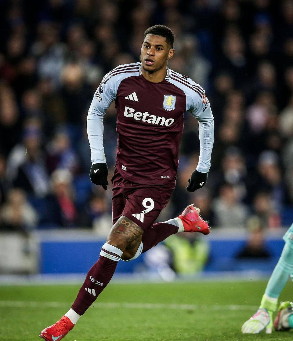 英超联赛免费高清直播+实时赛程+积分预测（2025赛季全覆盖）英超联赛最新战报：利物浦、曼城、维拉胜利争四激烈