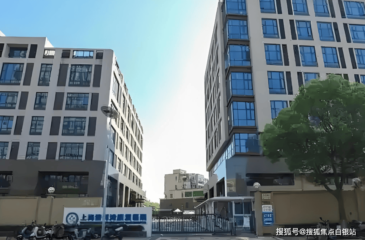 上海清河湾康复医院地址:上海市青浦区清河湾路1138号上海清河湾康复医院