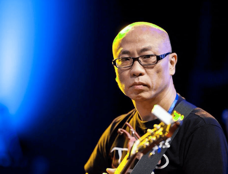 台湾音乐人韩贤光心脏骤停送医抢救 目前处于插管无意识状态