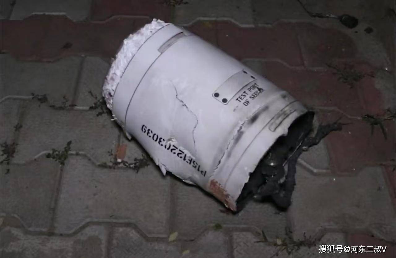 PL15隐藏了射程？125架战机激战1小时，交火距离超过160公里