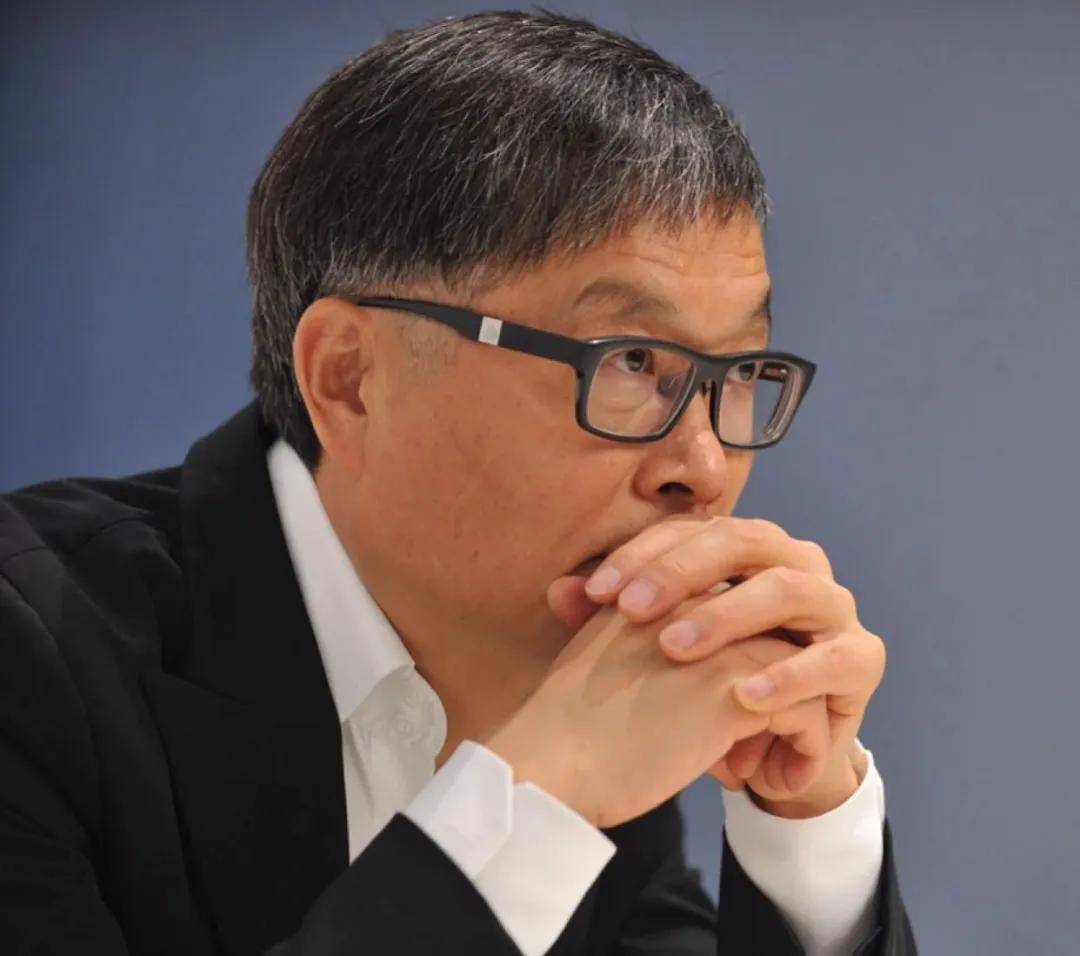 原创             炮轰董明珠，挥手大裁员：“铁血掌门”方洪波AB面