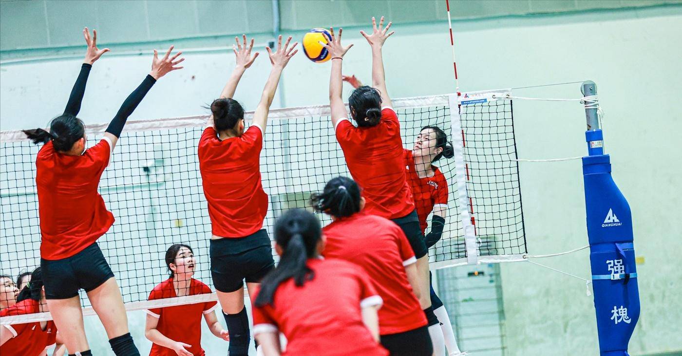 原创             新女排着手减员？杨舒茗王奥芊加盟U19，世少赛中国队名单出炉