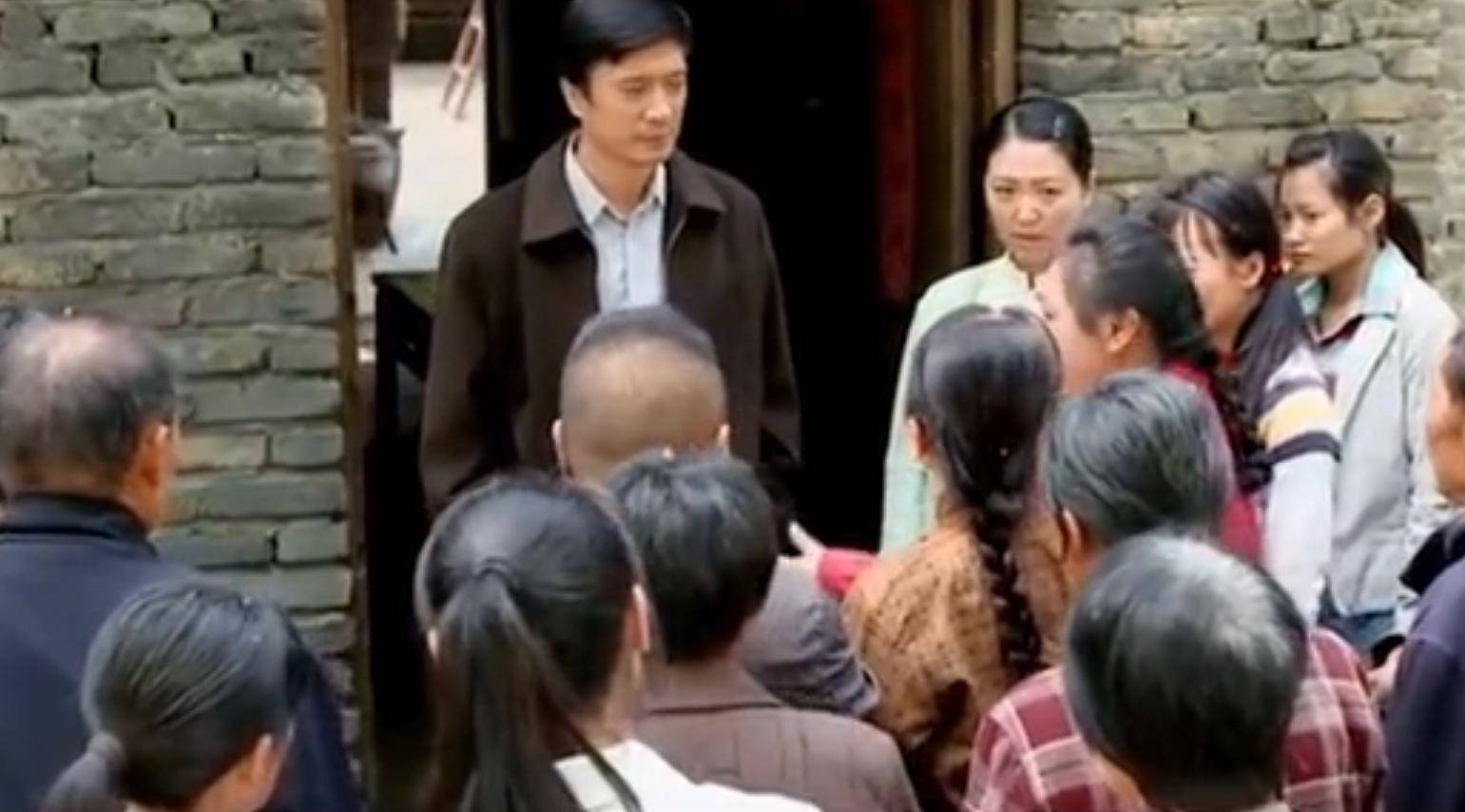 1993年浙江女子给3名小乞丐30元路费20年后乞丐拿百万来