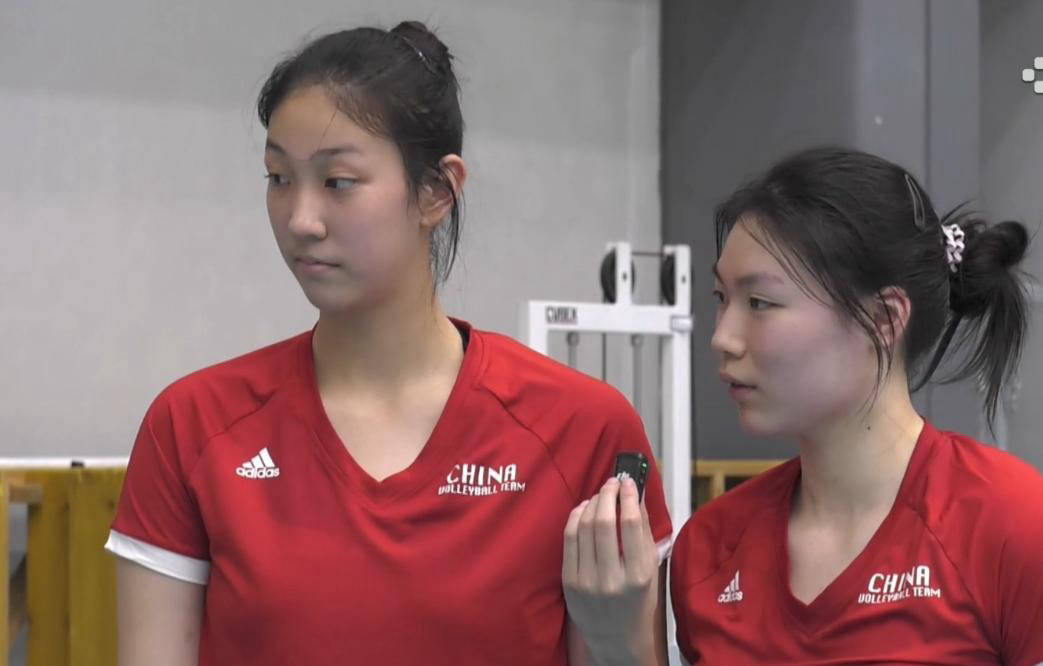 原创             中国女排新秀杨舒茗异军突起，被誉为国产埃格努接班龚翔宇