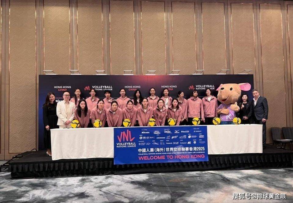 原创             吴梦洁“重回”副攻位！李盈莹或效仿朱婷复出模式，成香港站发替