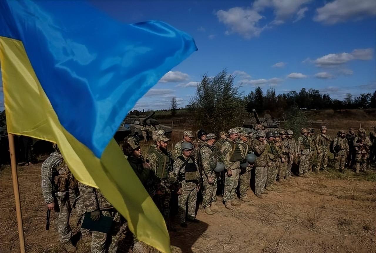 上万枚导弹打不服乌克兰,俄乌战争提醒中国:不能光靠打导弹?