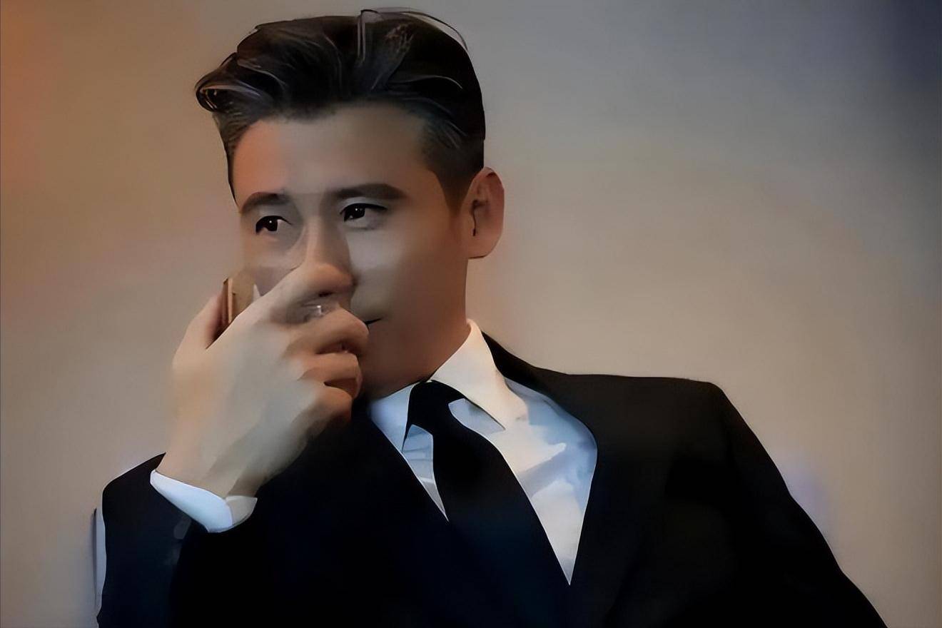 原来她是李乃文老婆！惊艳真相曝光，贤妻助他影帝荣耀