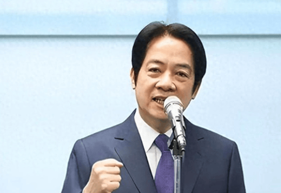 解放军6艘军舰绕台，台军前高官：拒统代价沉重，赖清德当局顶不住