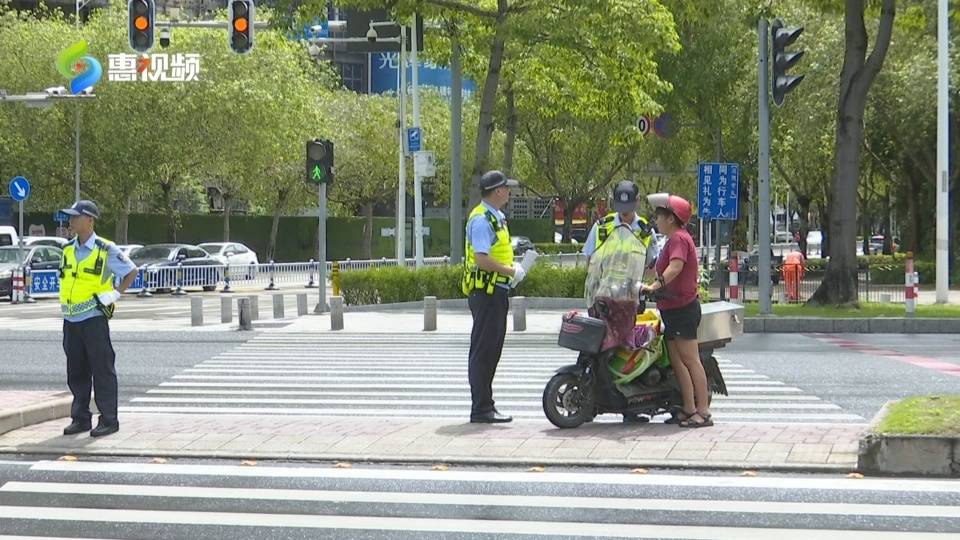 溺宠娇宝贝:新规落地首日：惠州多人被罚
