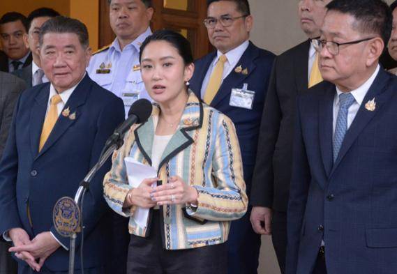 我是康熙:当不成总理了！洪玛奈再出招，要让佩通坦彻底出局！中方表态不干涉