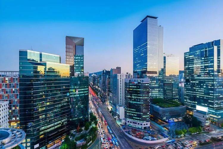 看不看9.3大阅兵？李在明斩钉截铁，9个字交底对华态度，不简单