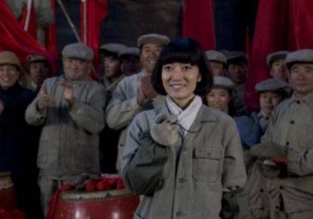她是日本人，在中国跑龙套10年，靠伪装者爆火，现在怎样了？