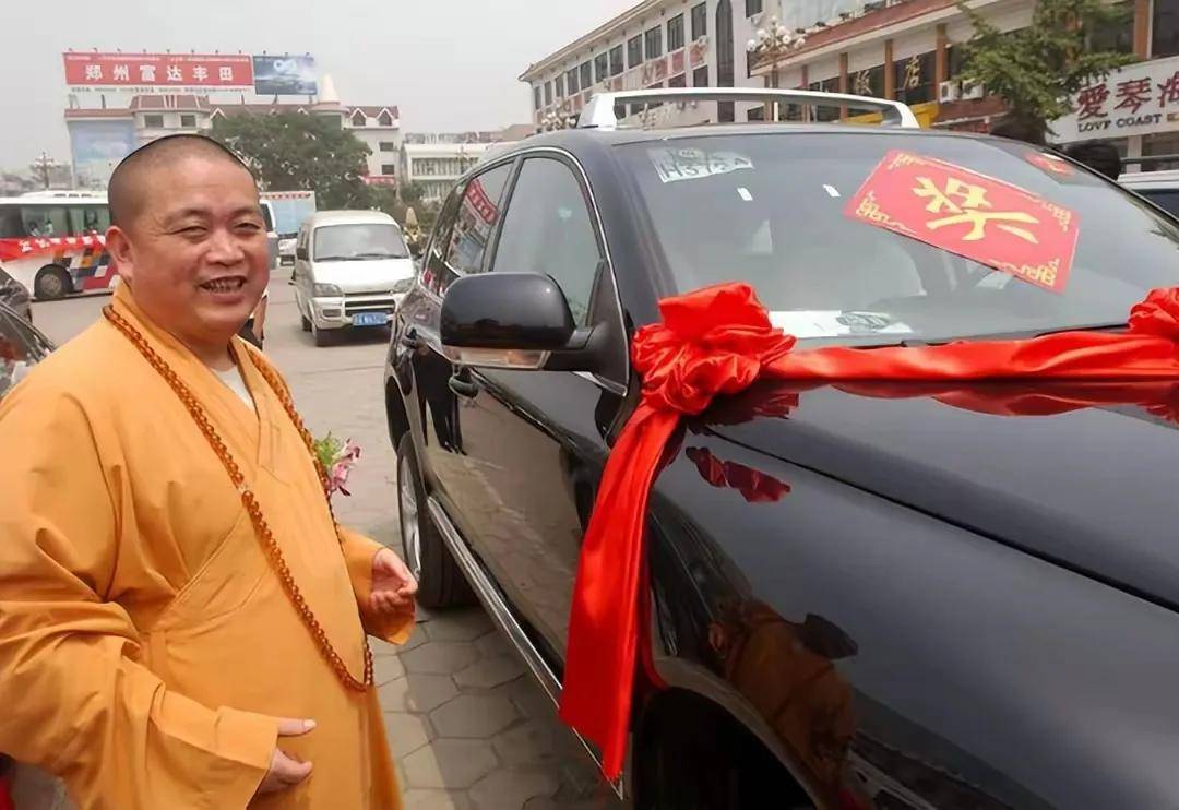 央媒通报释永信调查结果！敛钱只是冰山一角，恐怕牢底要坐穿了