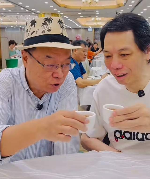 “如花”李健仁近况！中风六年断崖式衰老，已可以站立及简单交流