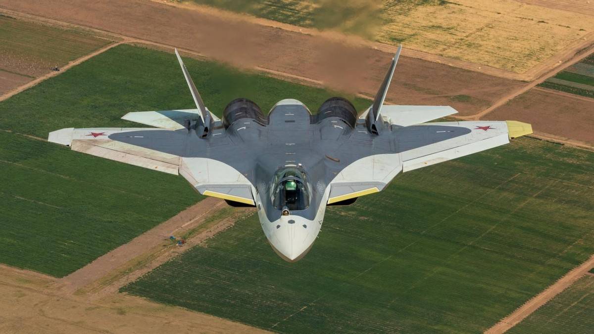 首批交付20多架！印度放弃F-35A选择苏-57，就是冲歼-10CE来的？