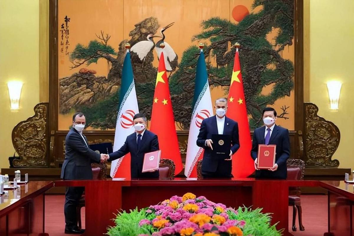 整整耽误了10年！被美以打惨之后，伊朗才想到换北斗