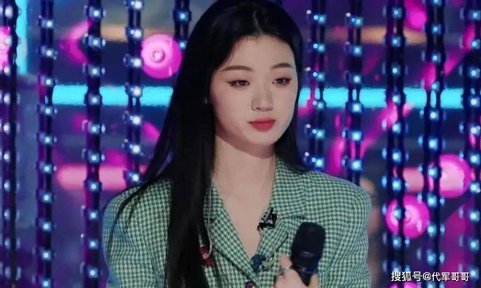 从“天才少女”到争议不断，自毁星途的单依纯，给所有女星提了个醒