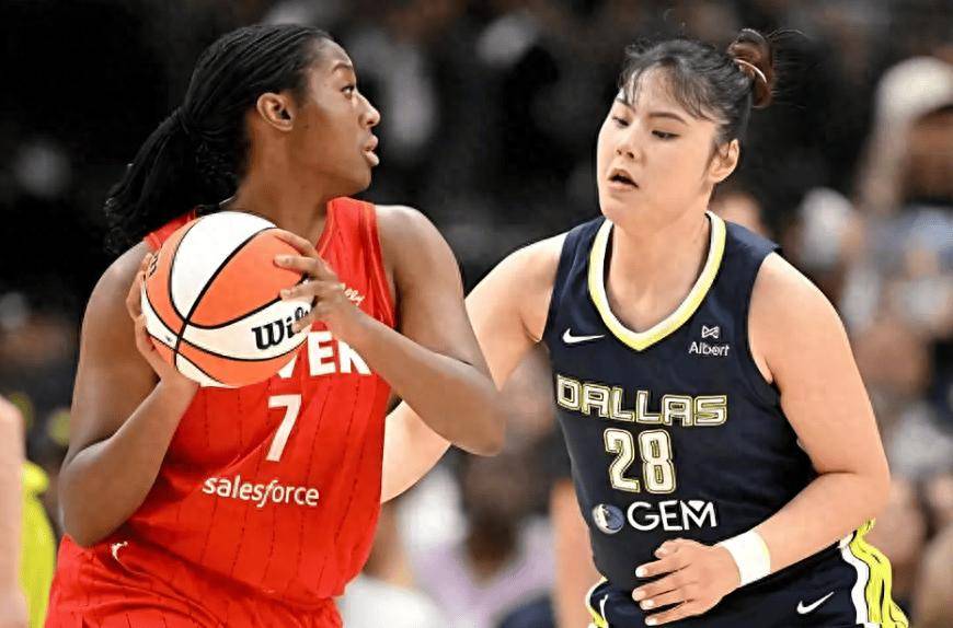 欧洲篮球联赛中文网__赛程比分+球队资讯+盘口分析就在今天！8月21日上午！女篮传来李月汝赛季报销、徐凤威消息